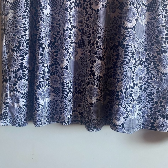 Black White Dress - Picture 6 of 6